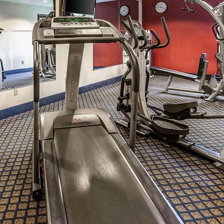 Quality Inn & Suites Seville Dış mekan fotoğraf