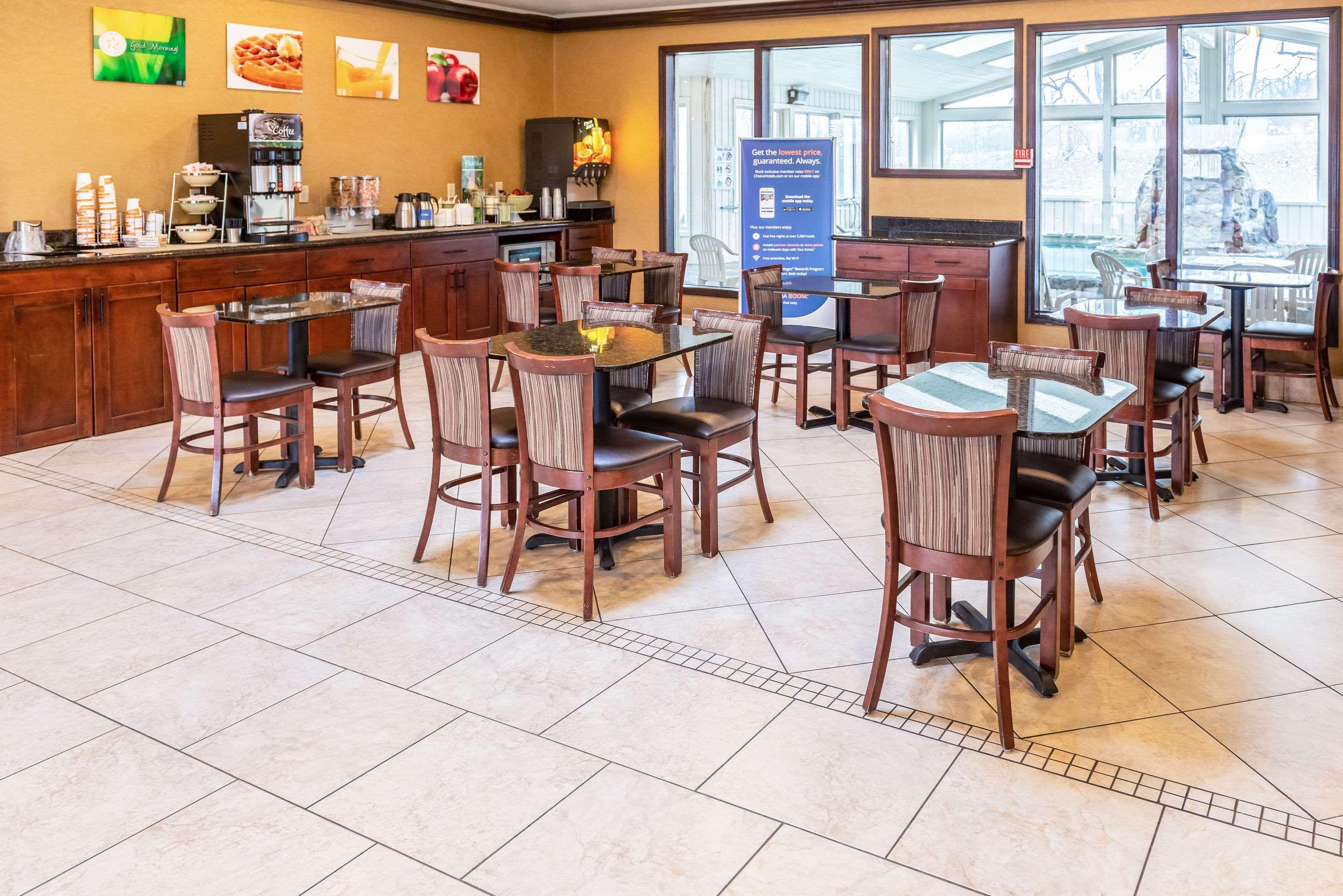 Quality Inn & Suites Seville Dış mekan fotoğraf