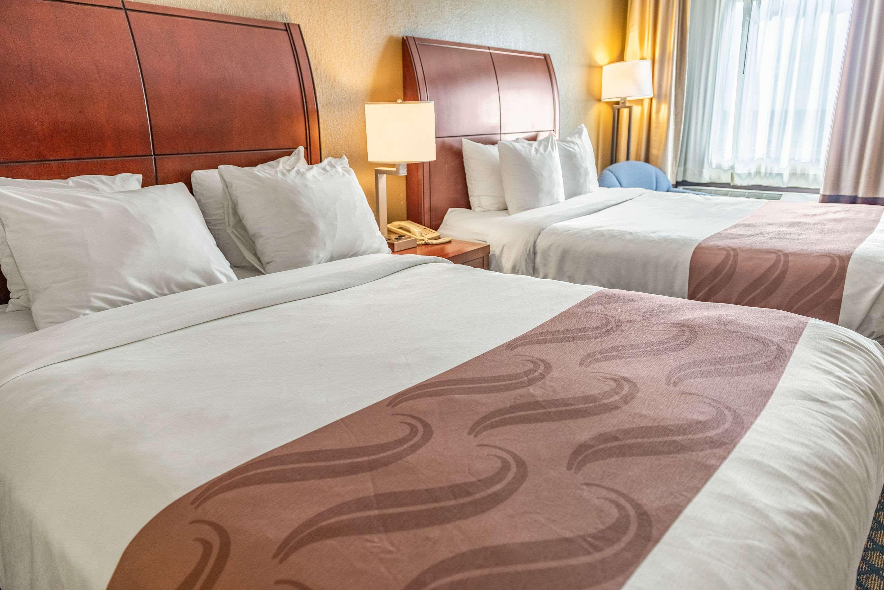 Quality Inn & Suites Seville Dış mekan fotoğraf