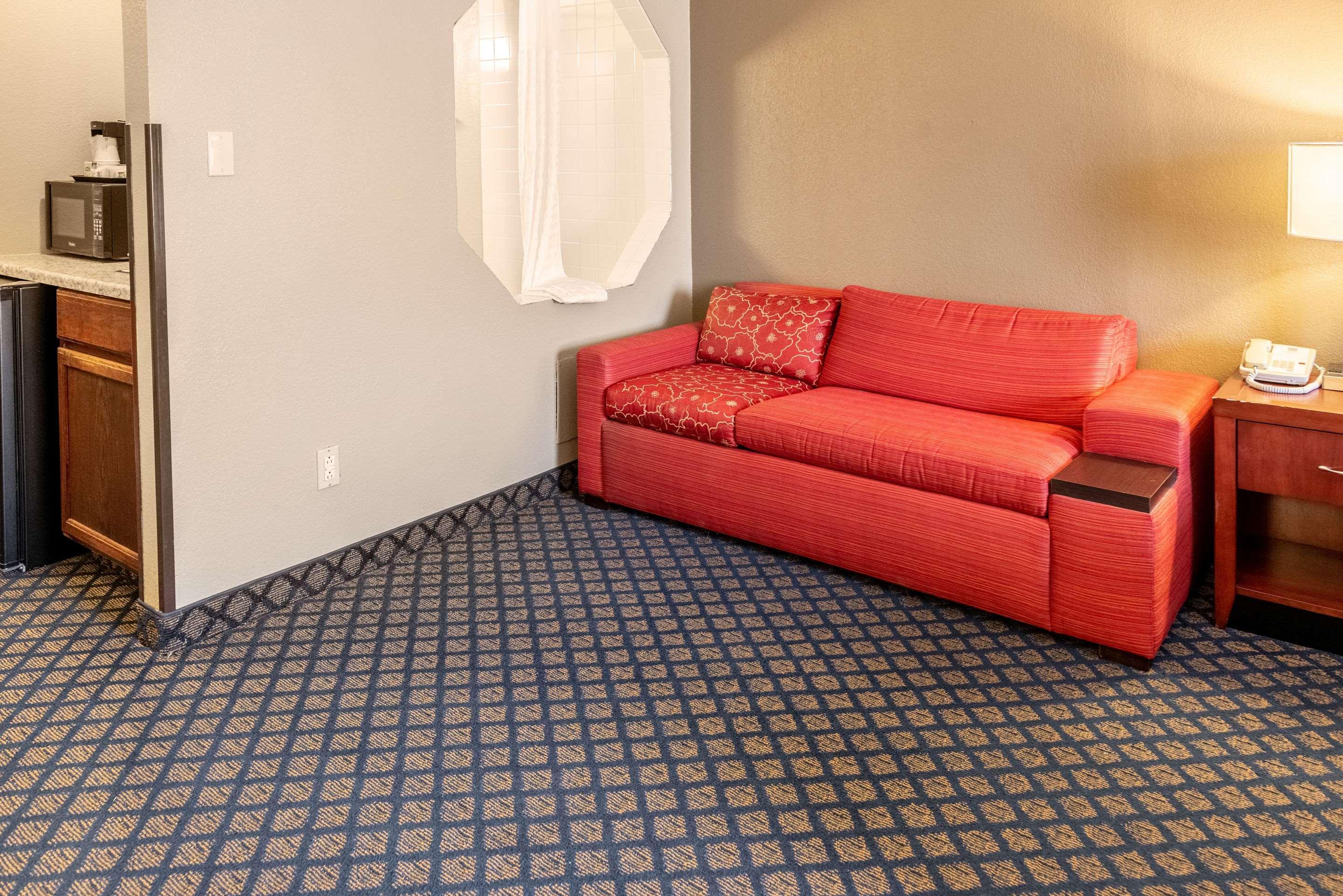Quality Inn & Suites Seville Dış mekan fotoğraf