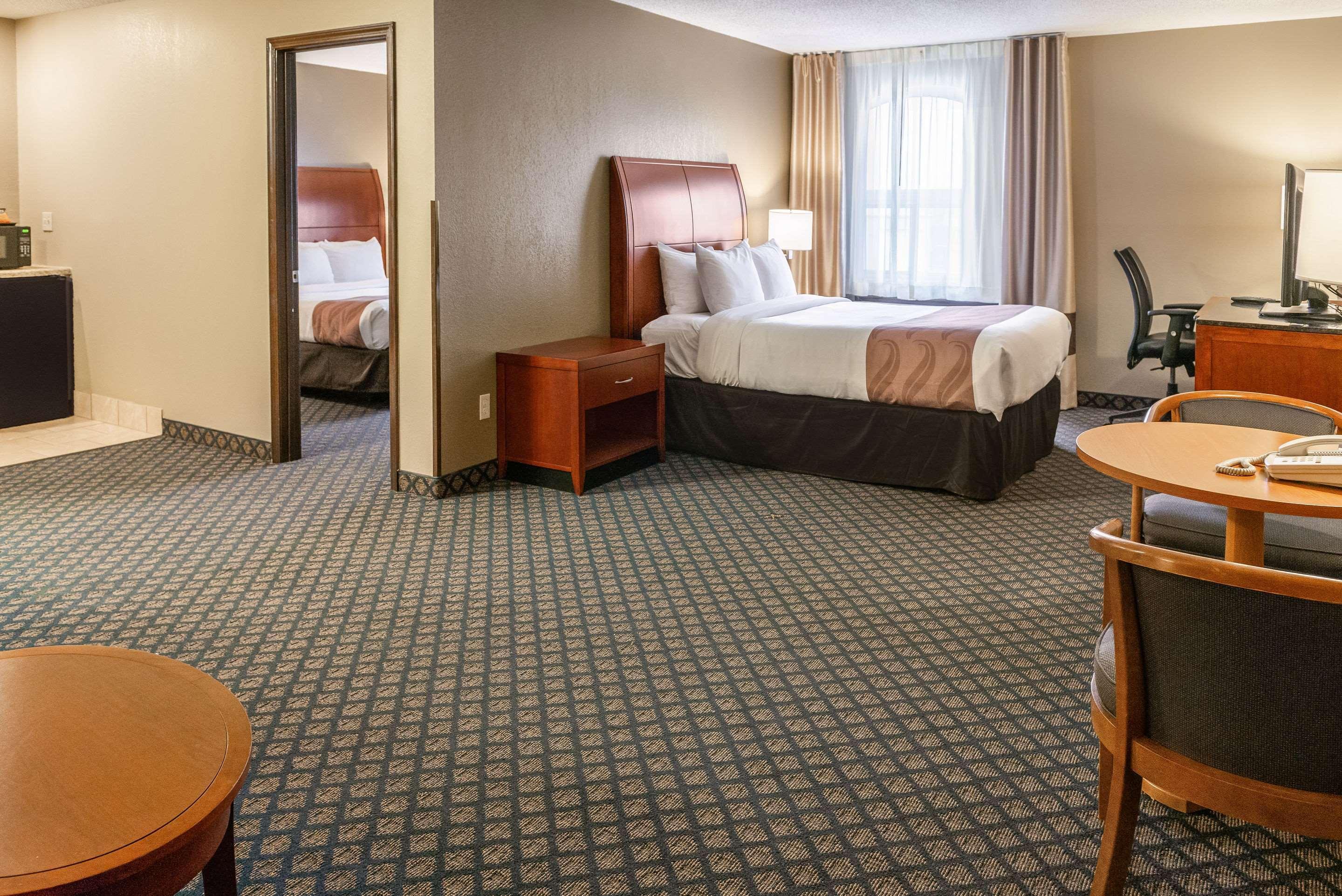 Quality Inn & Suites Seville Dış mekan fotoğraf